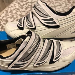 Shimano SPD Cycling Shoes (Clips INCLUDED)